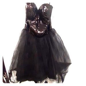 Gorgeous black tie dress